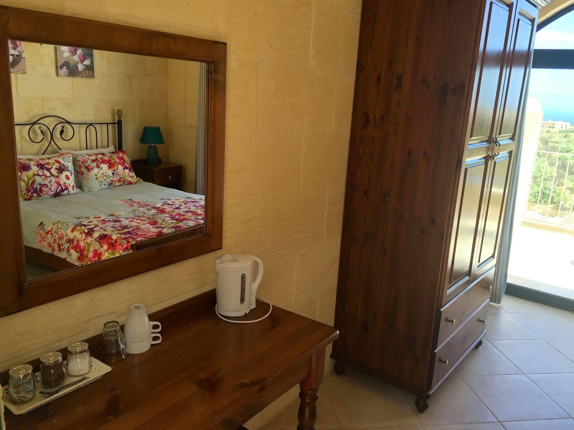 Ellie Boo Bed & Breakfast Victoria Ngoại thất bức ảnh