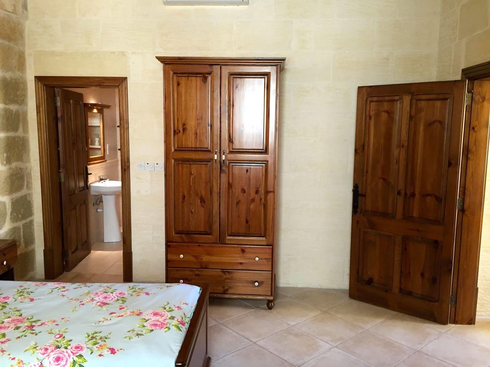 Ellie Boo Bed & Breakfast Victoria Ngoại thất bức ảnh