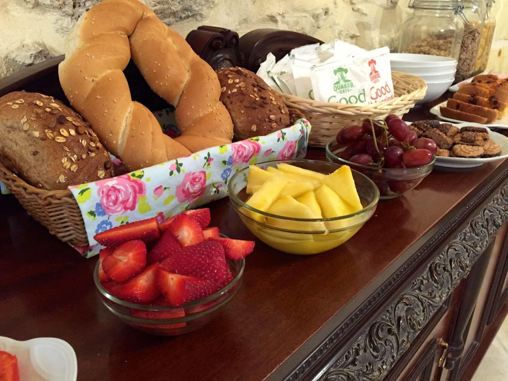 Ellie Boo Bed & Breakfast Victoria Ngoại thất bức ảnh